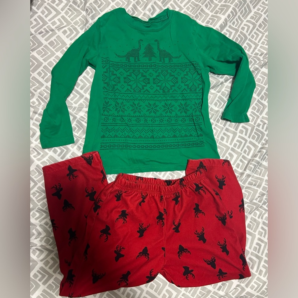 Kids 🎄PJ Christmas pieces- long sleeve shirt and warm pants- size 5